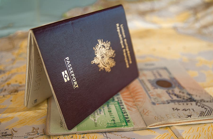 паспорт сток фото